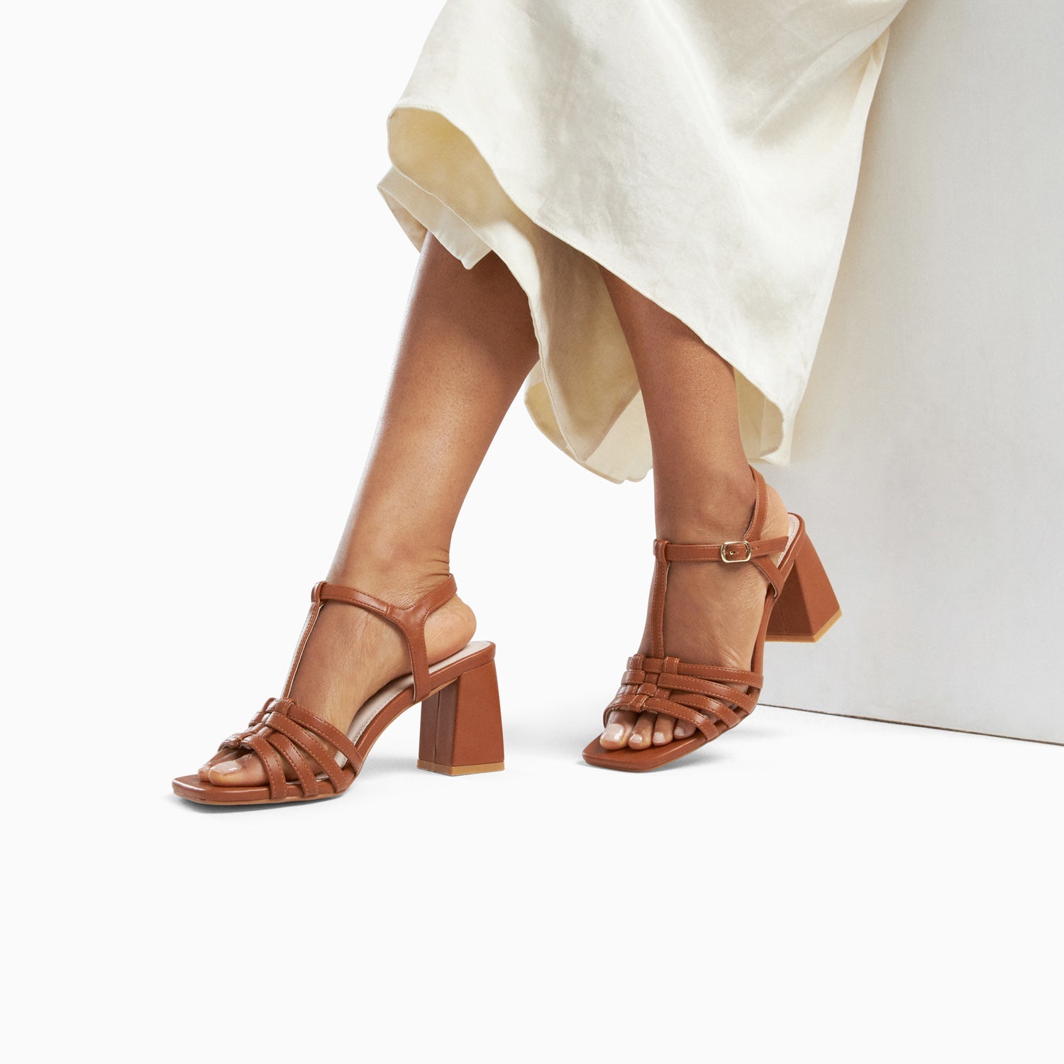 Sandales Alex multibrides camel à talon haut