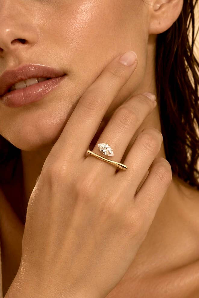 Bague ouverte Elsa – Dorée